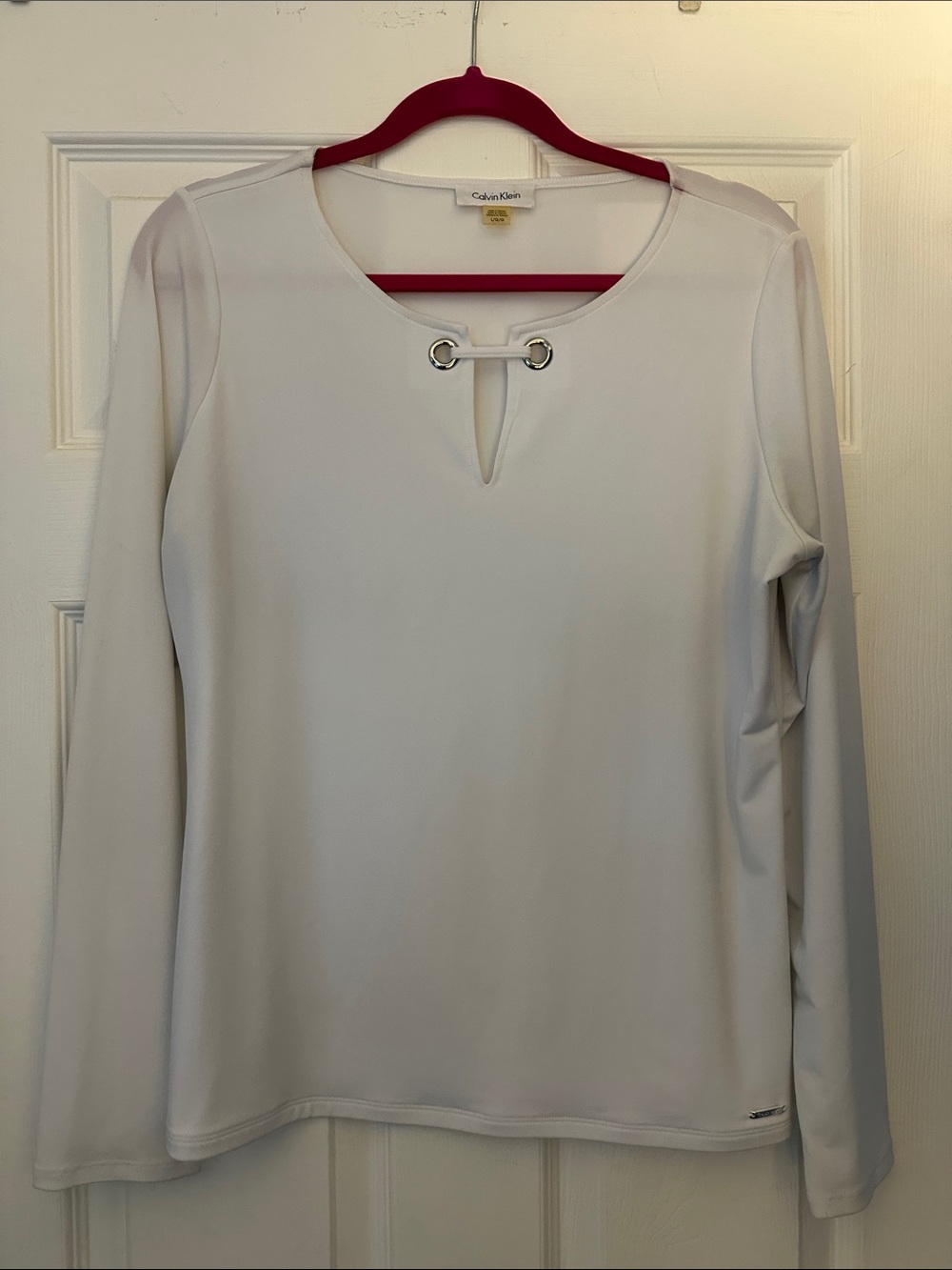 New Calvin Klein White Long-Sleeve Keyhole Top with Grommet Detail